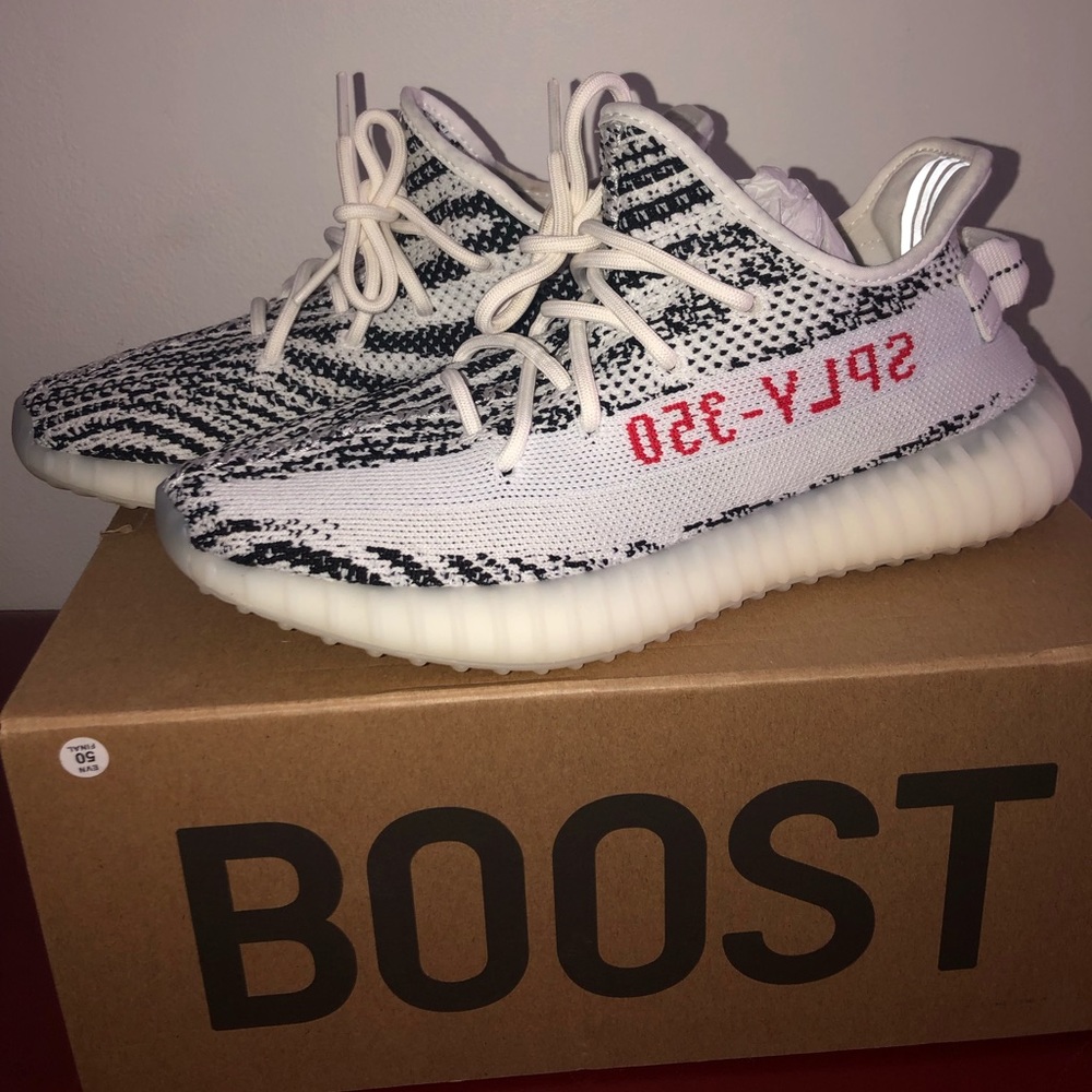 Yeezy Boost 350 V2 Zebra